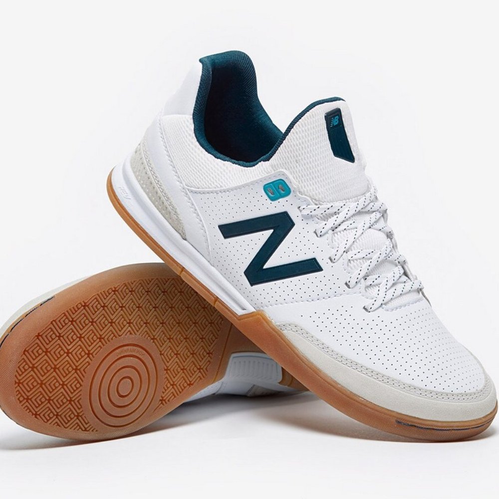 New Balance Audazo V4 Indoor Soccer Shoes Men's Size 9.5- NWT - Leather